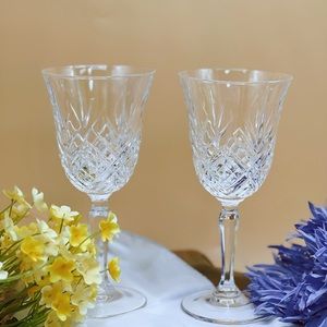 A pair of wine /cocktail glasses by Cristal D'Arques/JG Durand.